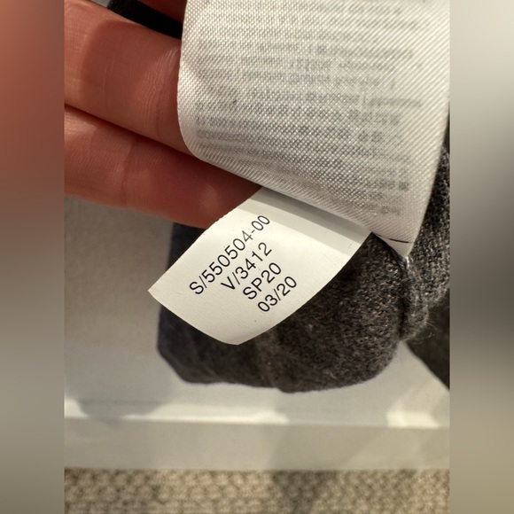 NWT - Banana Republic silk linen lightweight hoodie - Picture 10 of 10